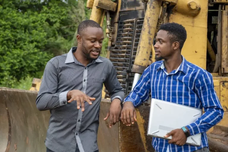 Agribusiness partners in conversation